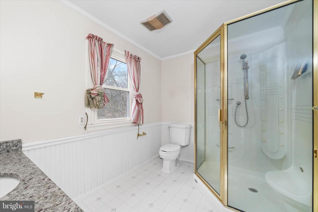 2 FERN HILL ROAD