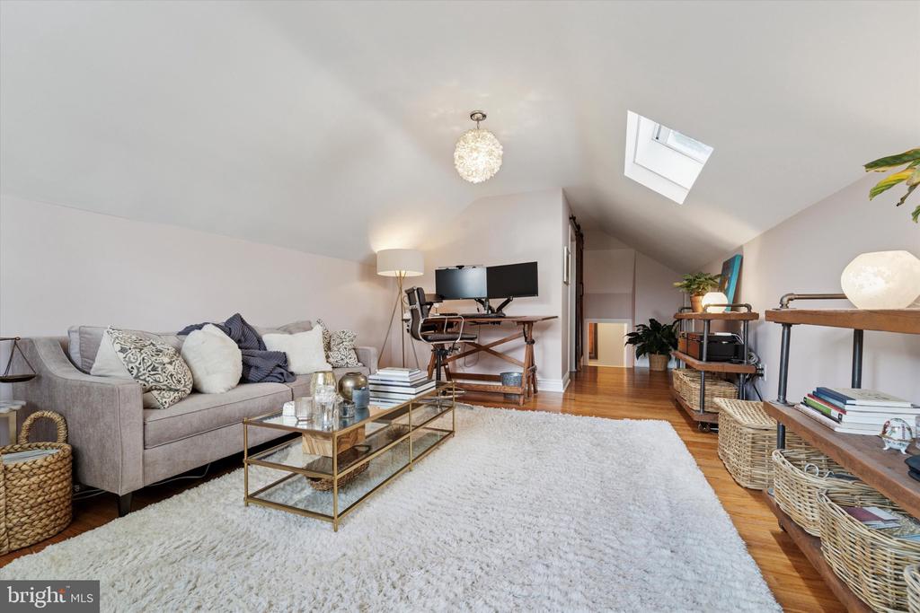 131 BROOKMEAD ROAD