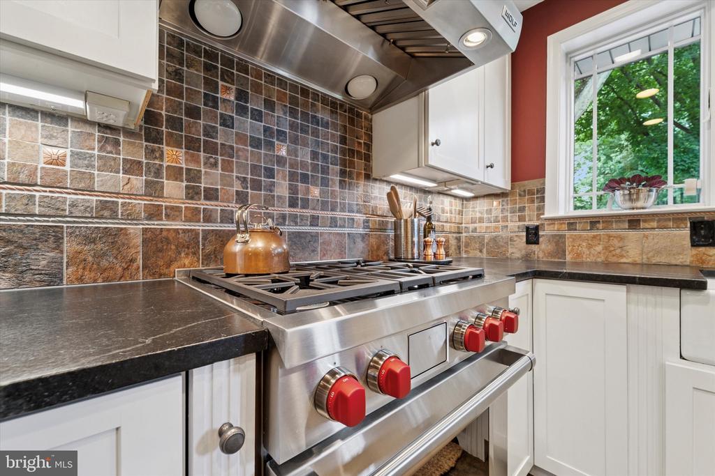 131 BROOKMEAD ROAD