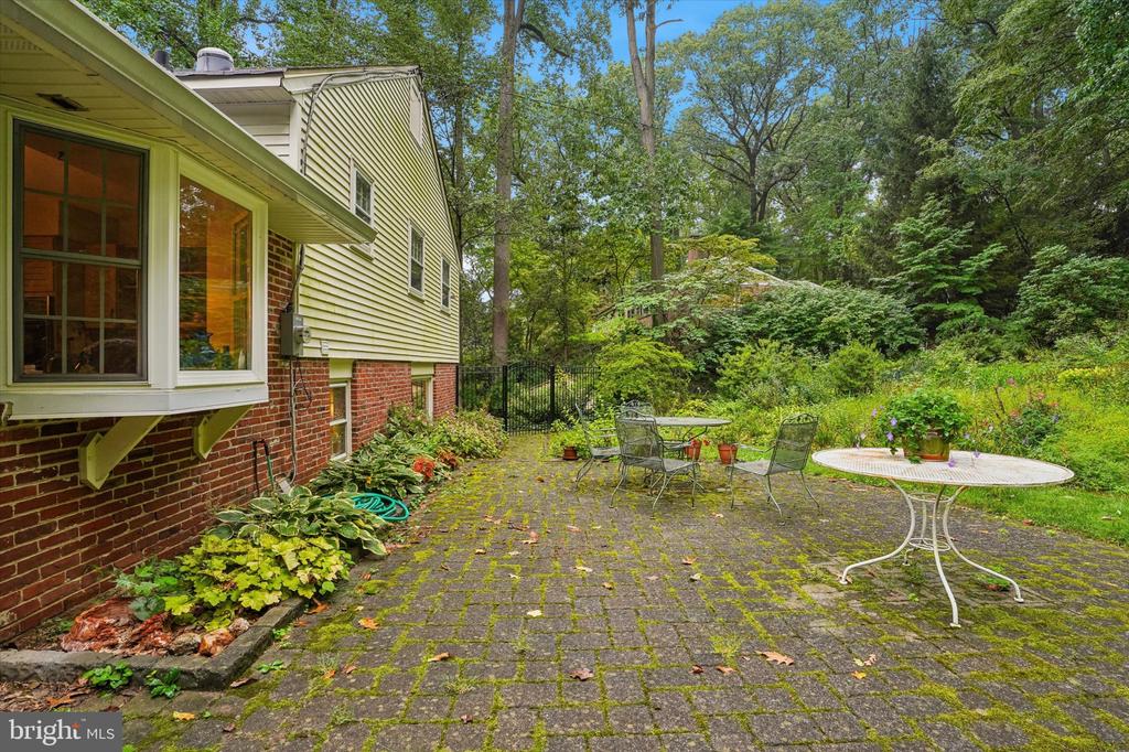726 OLD STATE ROAD