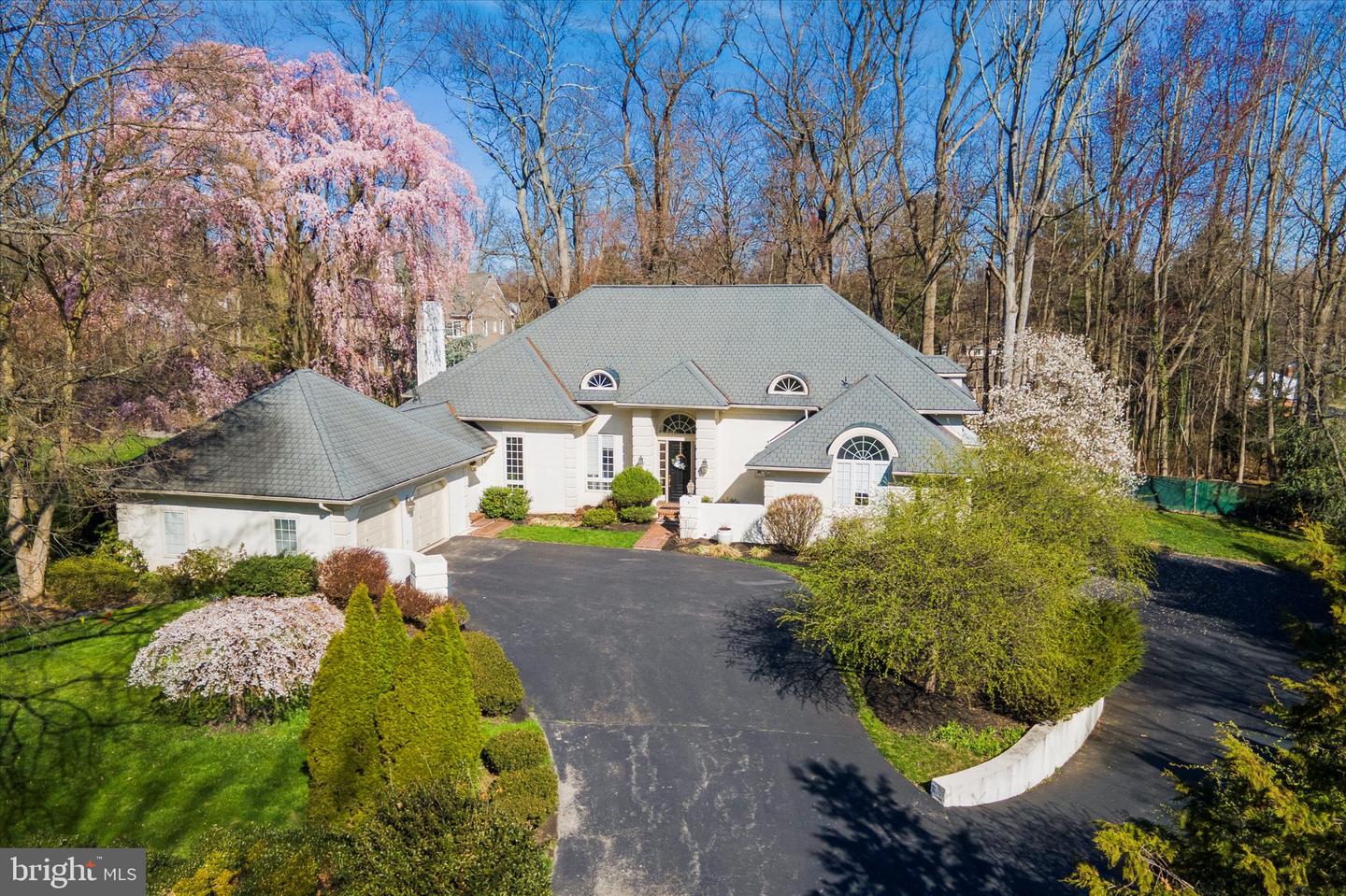 9 Spring Mill Ln