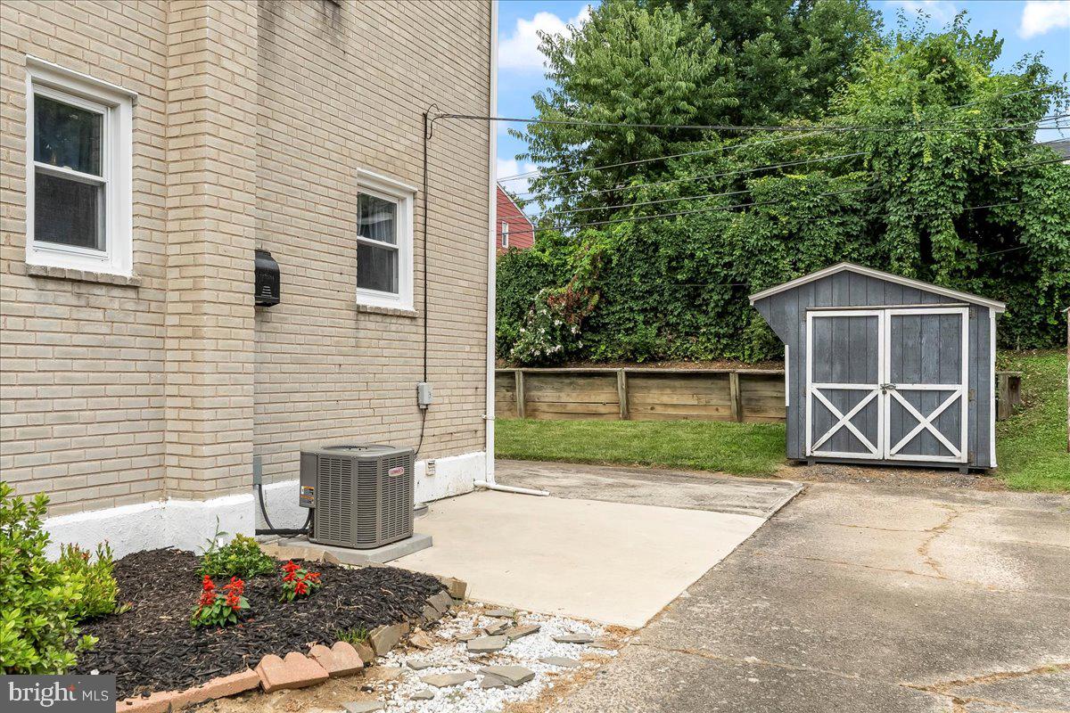 51 Hetzel Rd