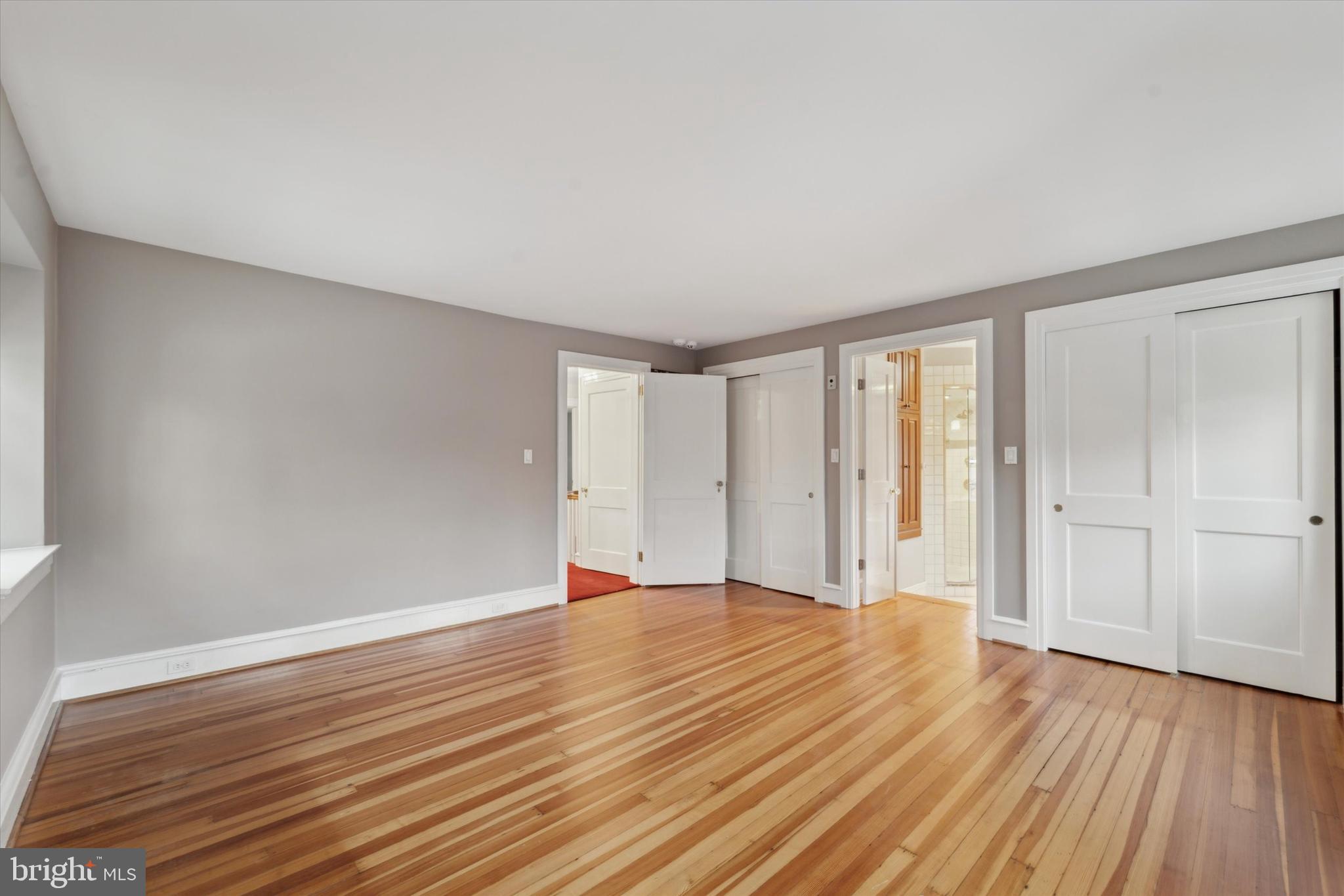 101 E BROOKHAVEN RD