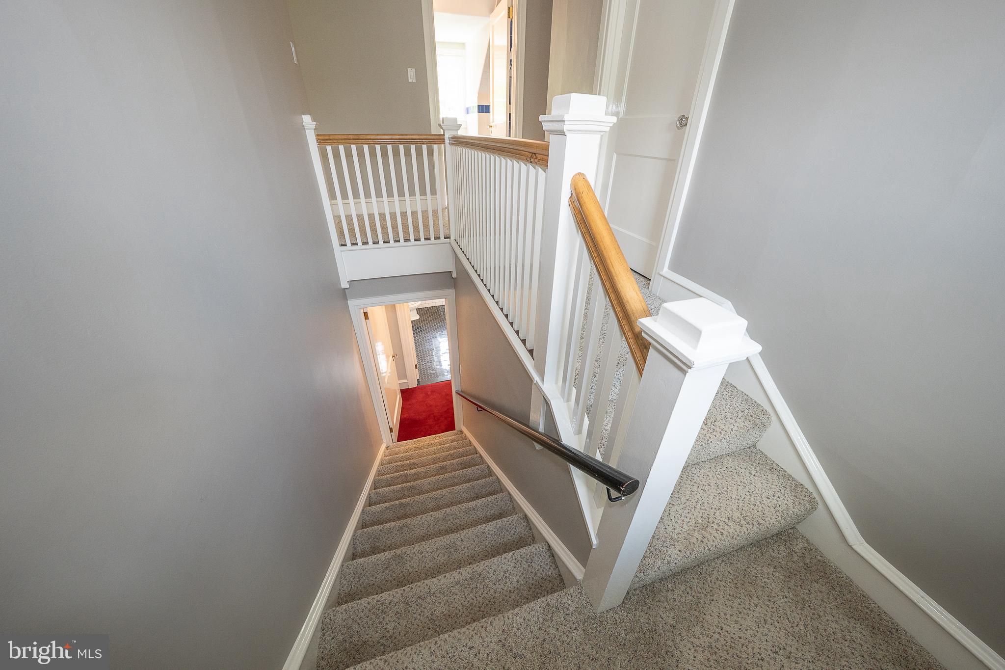 101 E BROOKHAVEN ROAD