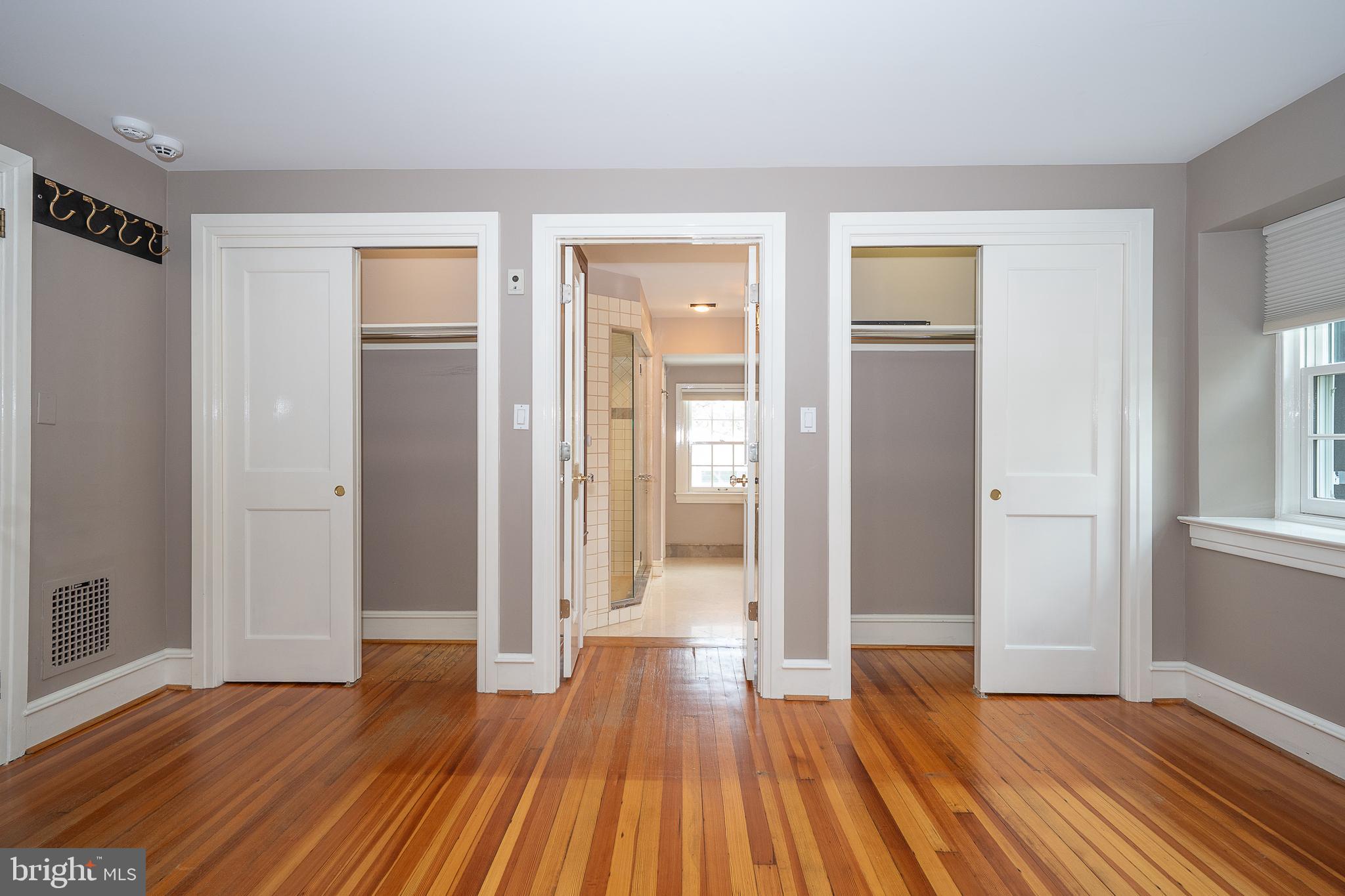 101 E BROOKHAVEN ROAD