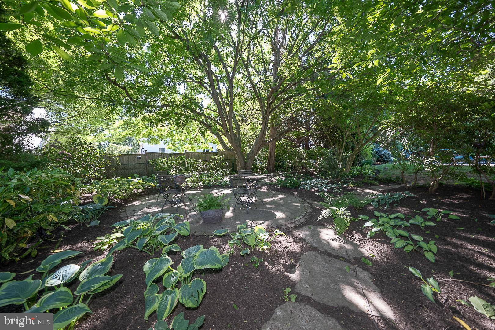 101 E BROOKHAVEN ROAD