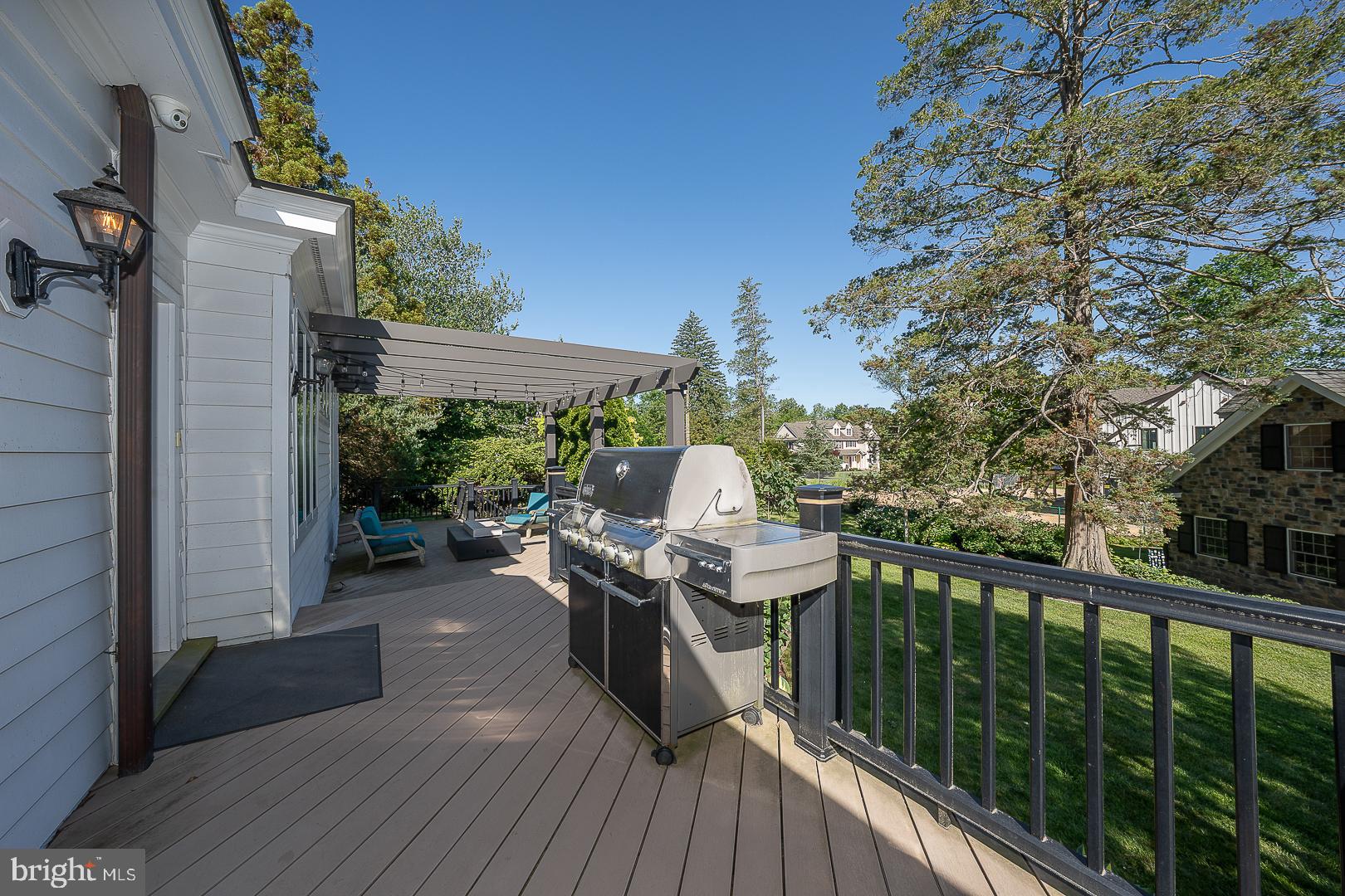 101 E BROOKHAVEN ROAD