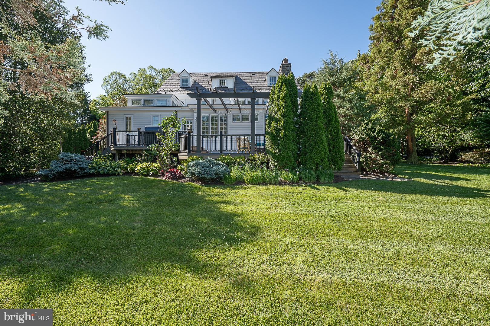 101 E BROOKHAVEN ROAD