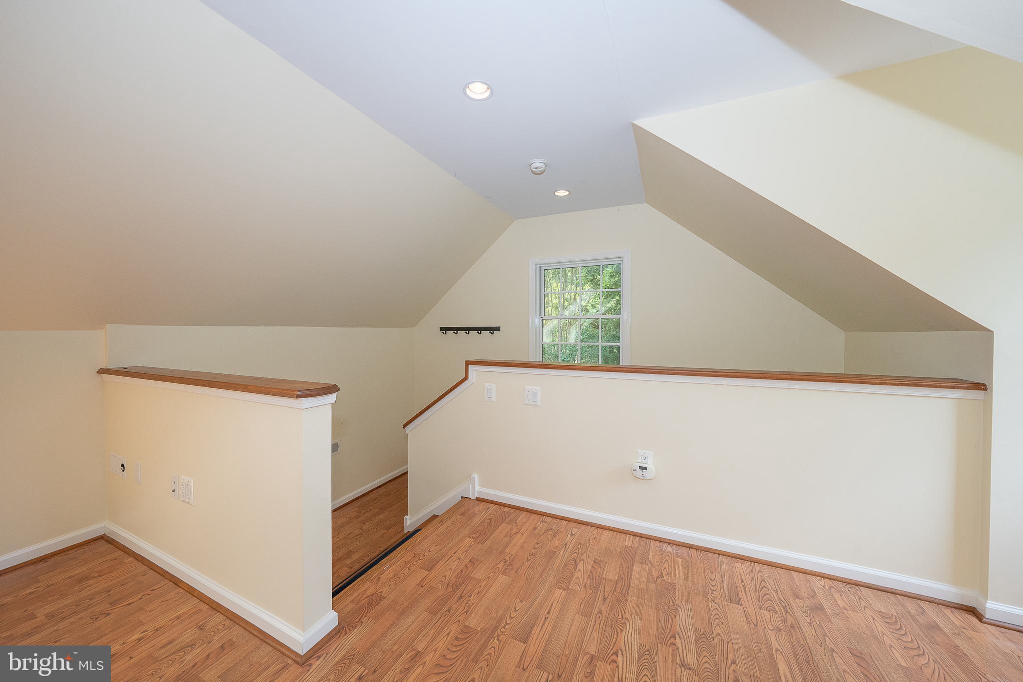 101 E BROOKHAVEN ROAD