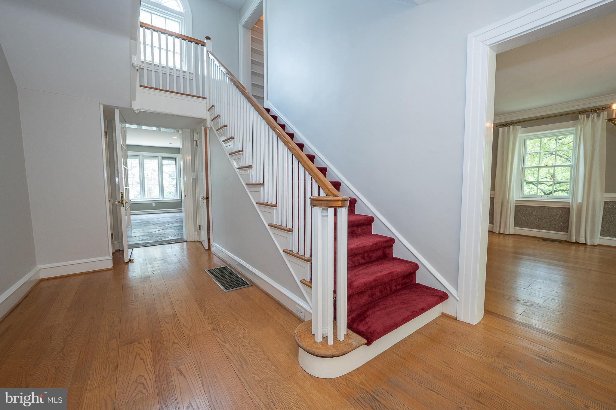 101 E BROOKHAVEN ROAD