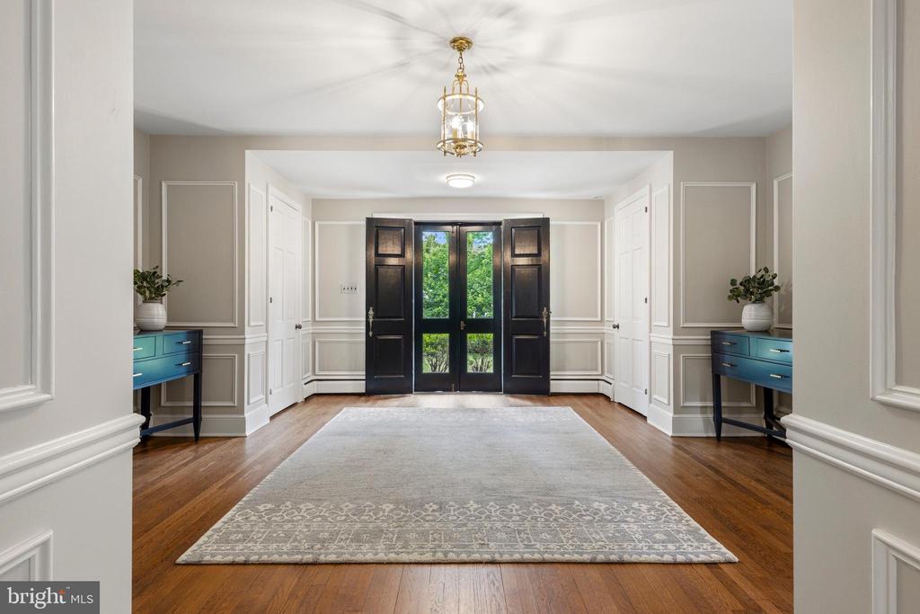 400 MEADOWBROOK AVENUE