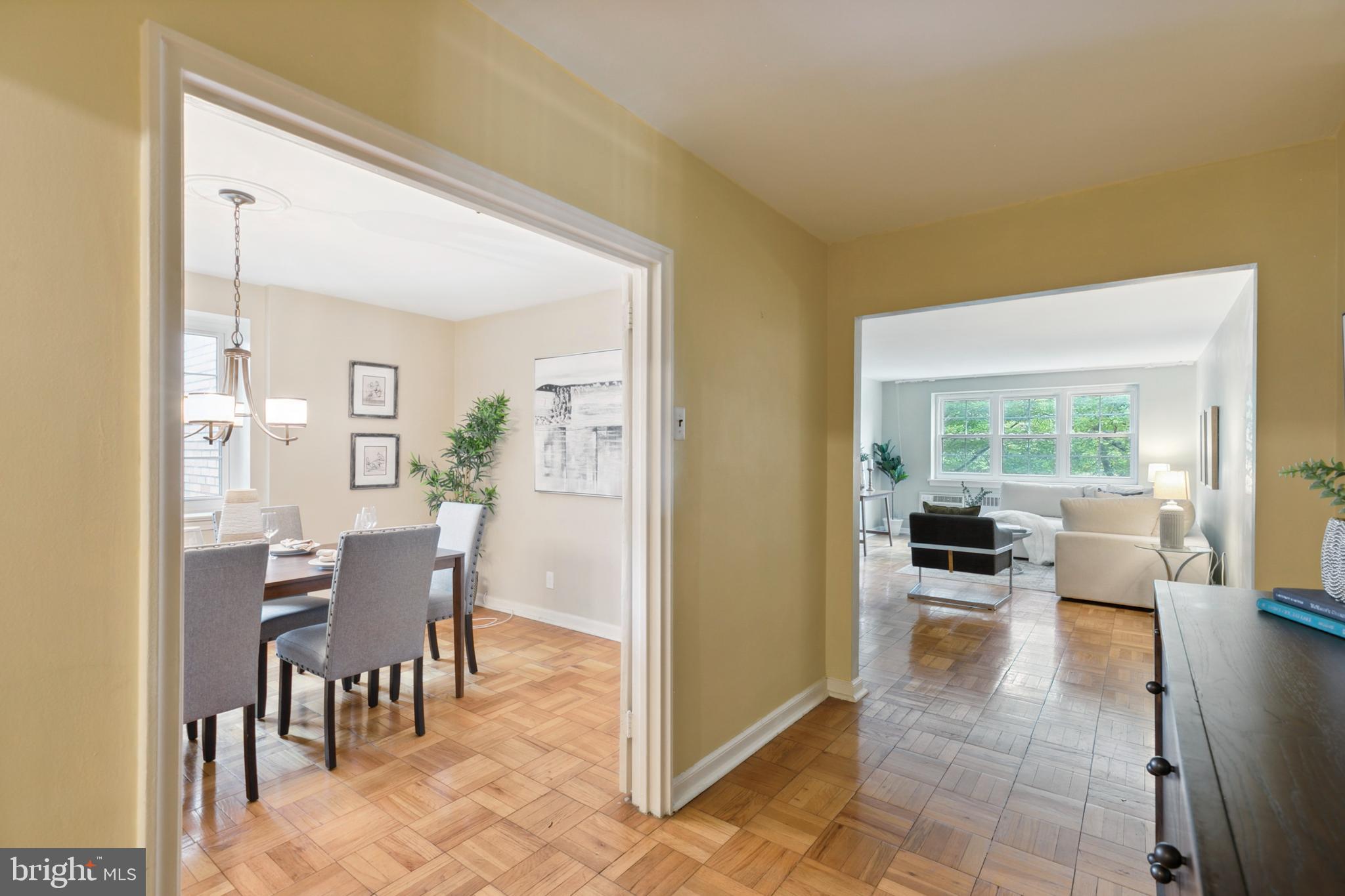 346 E Lancaster Ave #305