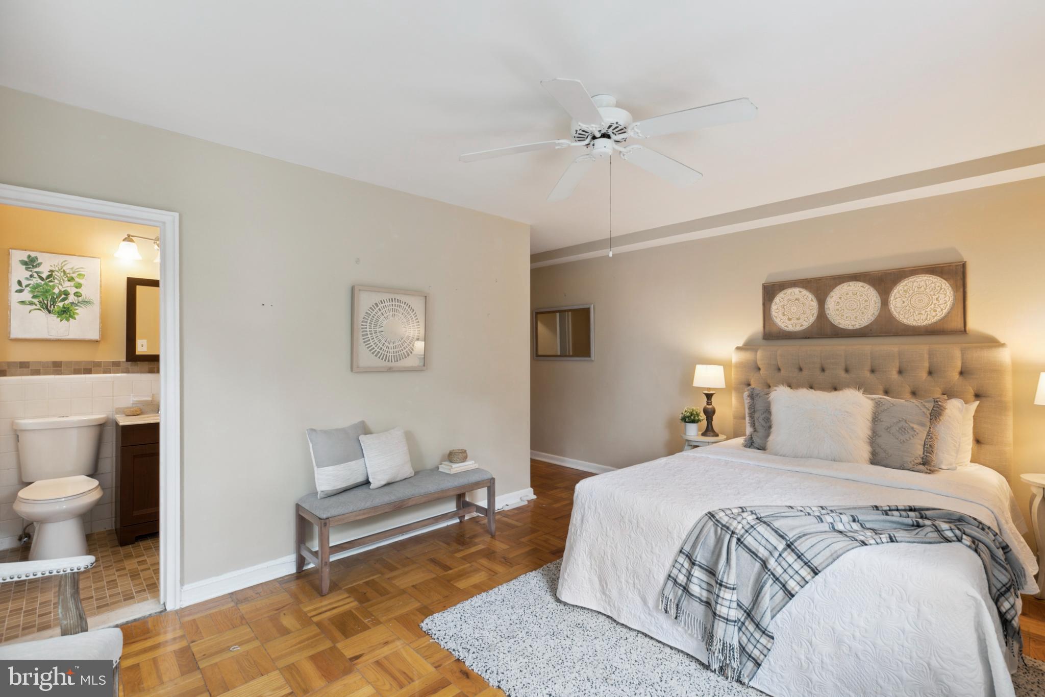 346 E Lancaster Ave #305