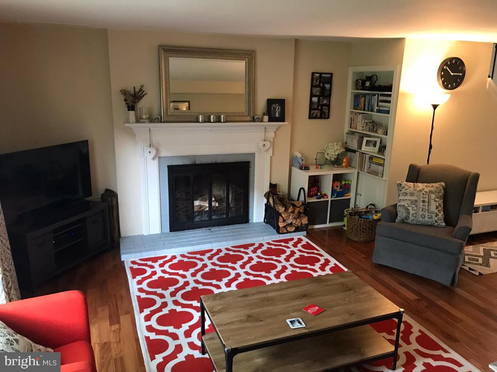 22 Llanfair Rd #8