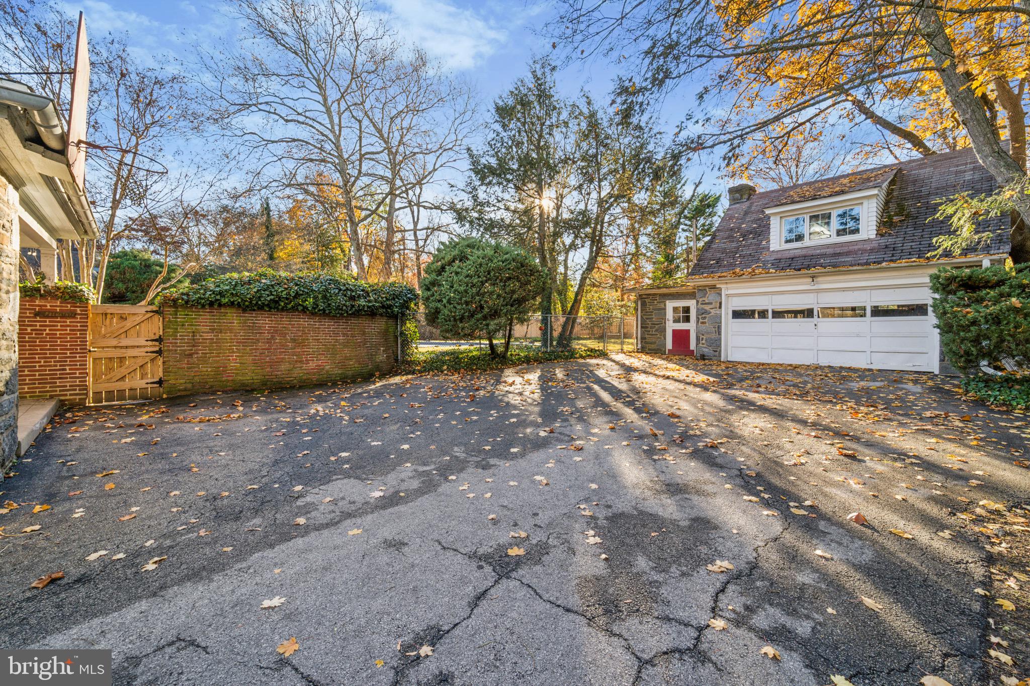 402 Penn Rd
