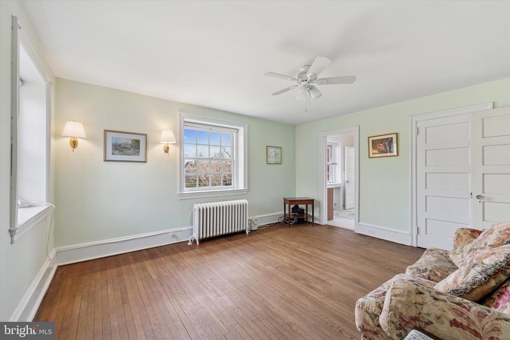 402 Penn Rd