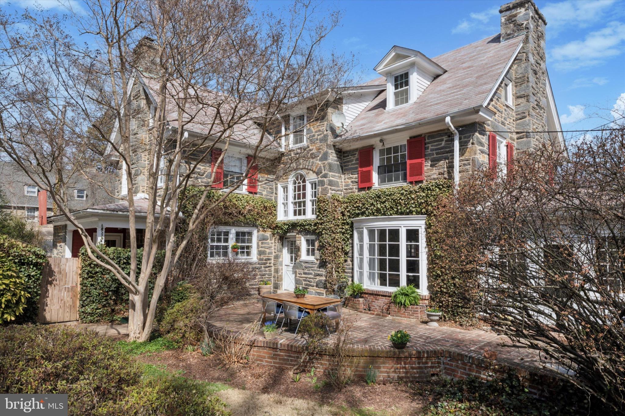 402 Penn Rd