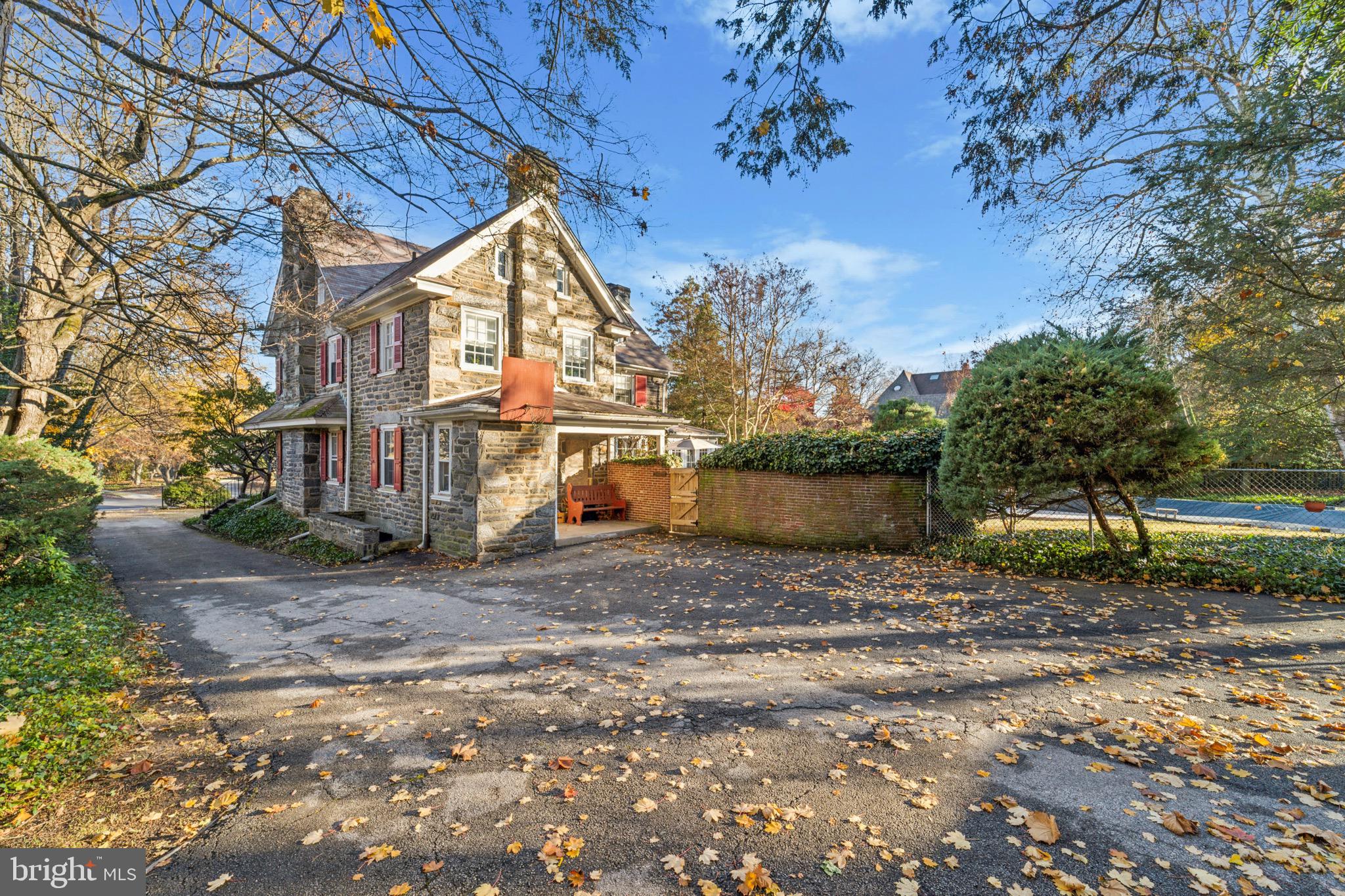 402 Penn Rd