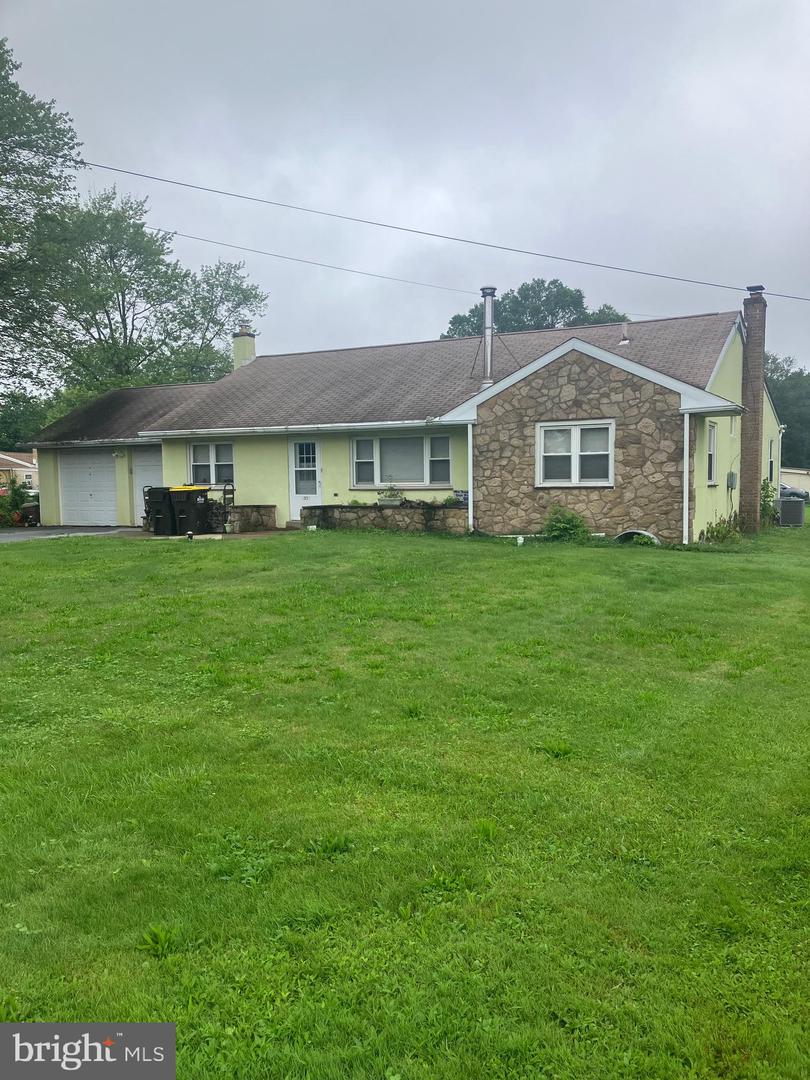 1336 Moyer Rd