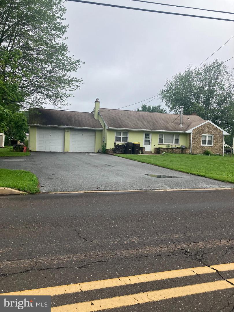 1336 Moyer Rd