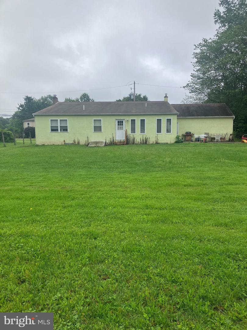 1336 Moyer Rd