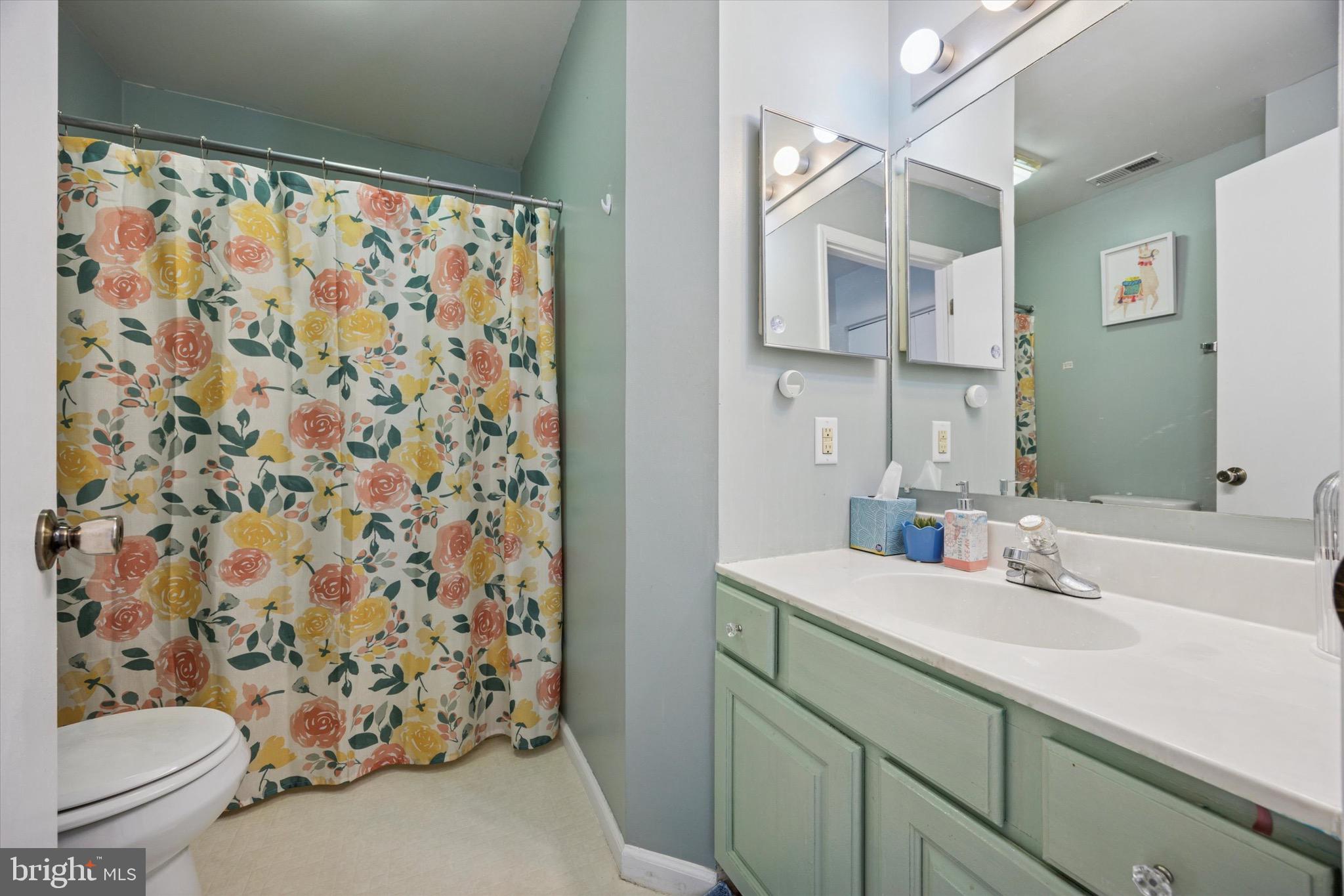 1724 ROSEWOOD COURT 84