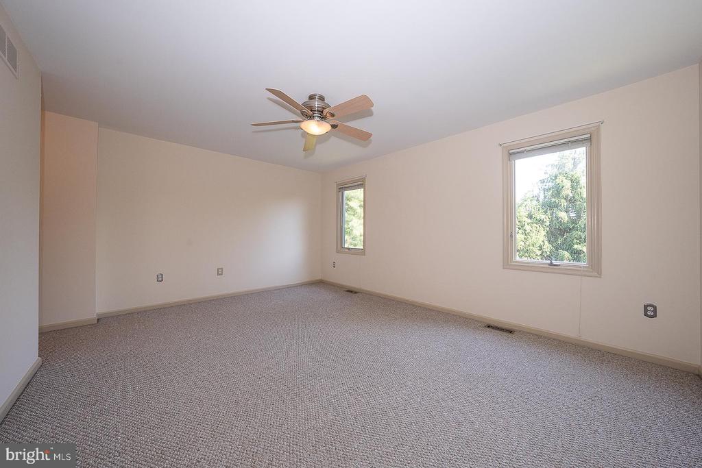 9315 EAGLE VIEW DRIVE