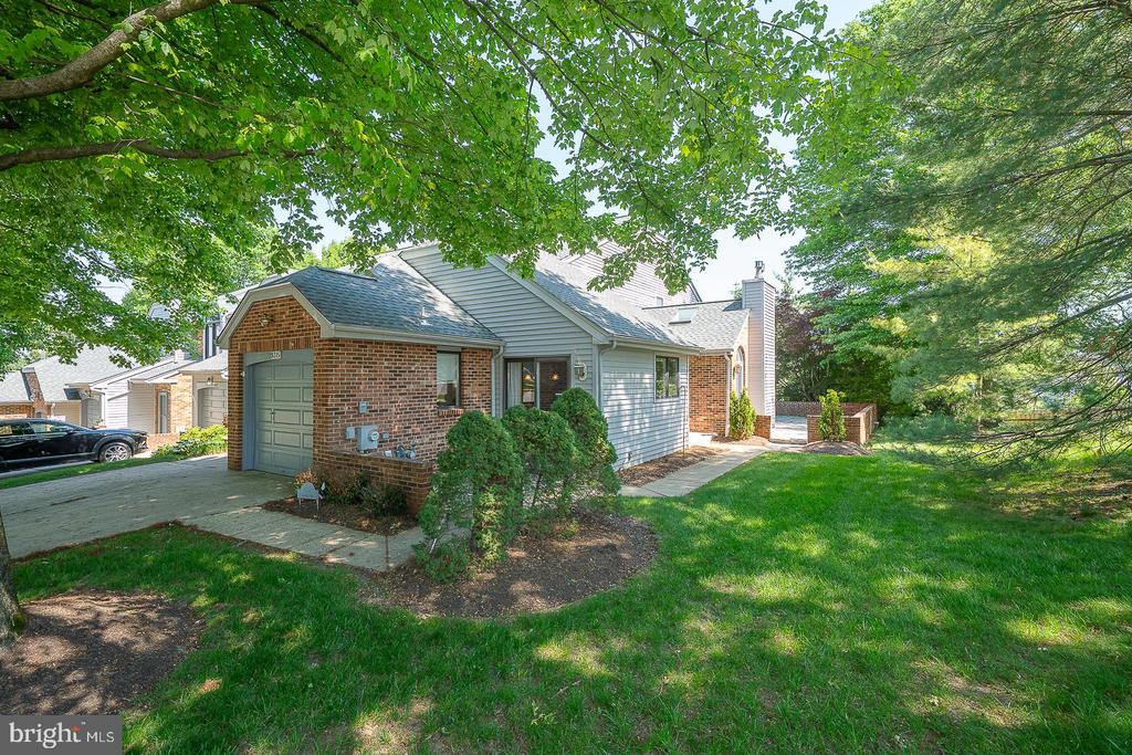 9315 EAGLE VIEW DRIVE