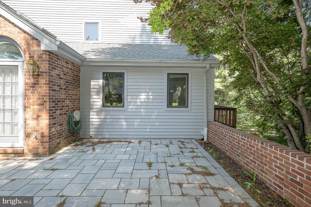 9315 EAGLE VIEW DRIVE
