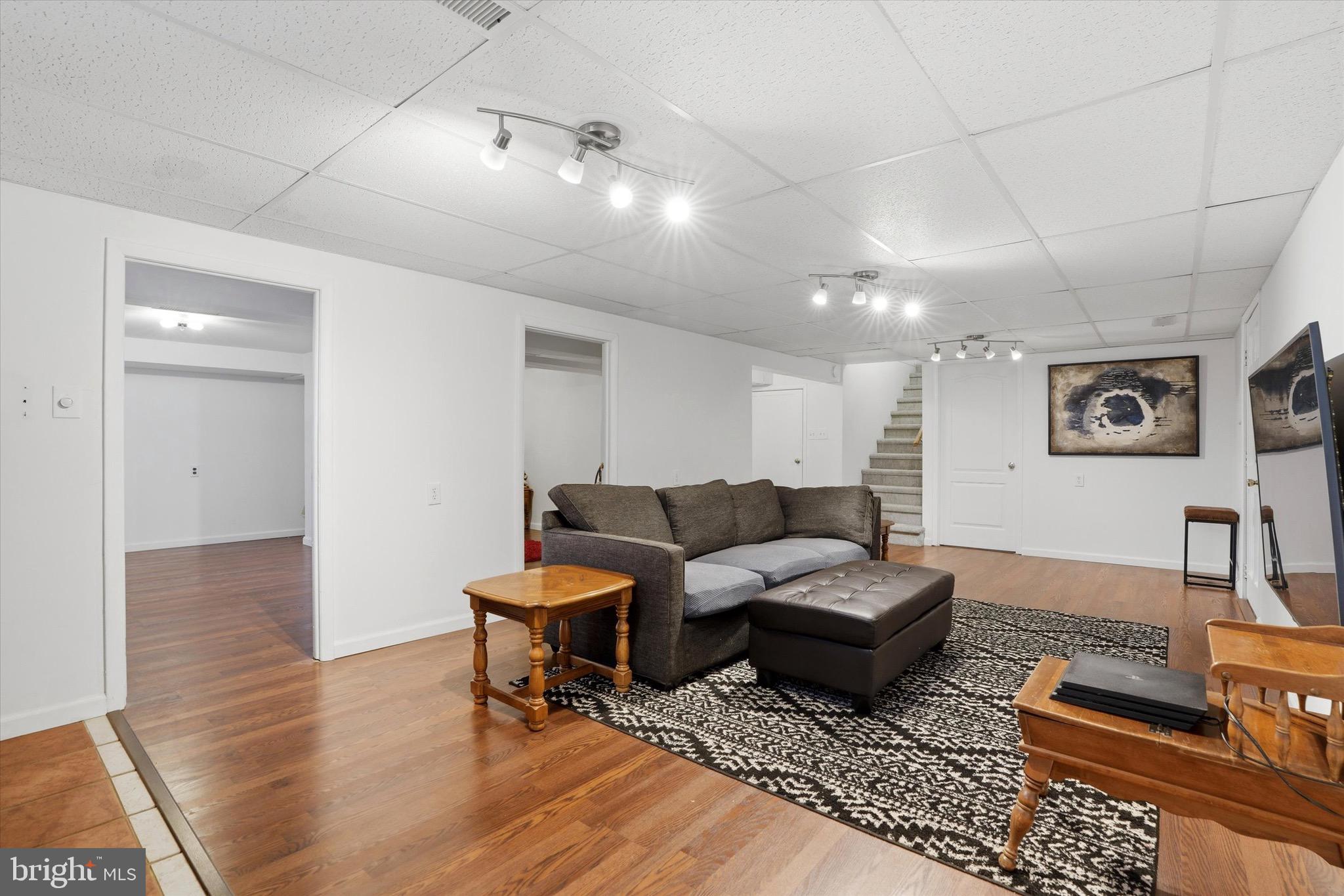 1336 MOYER ROAD
