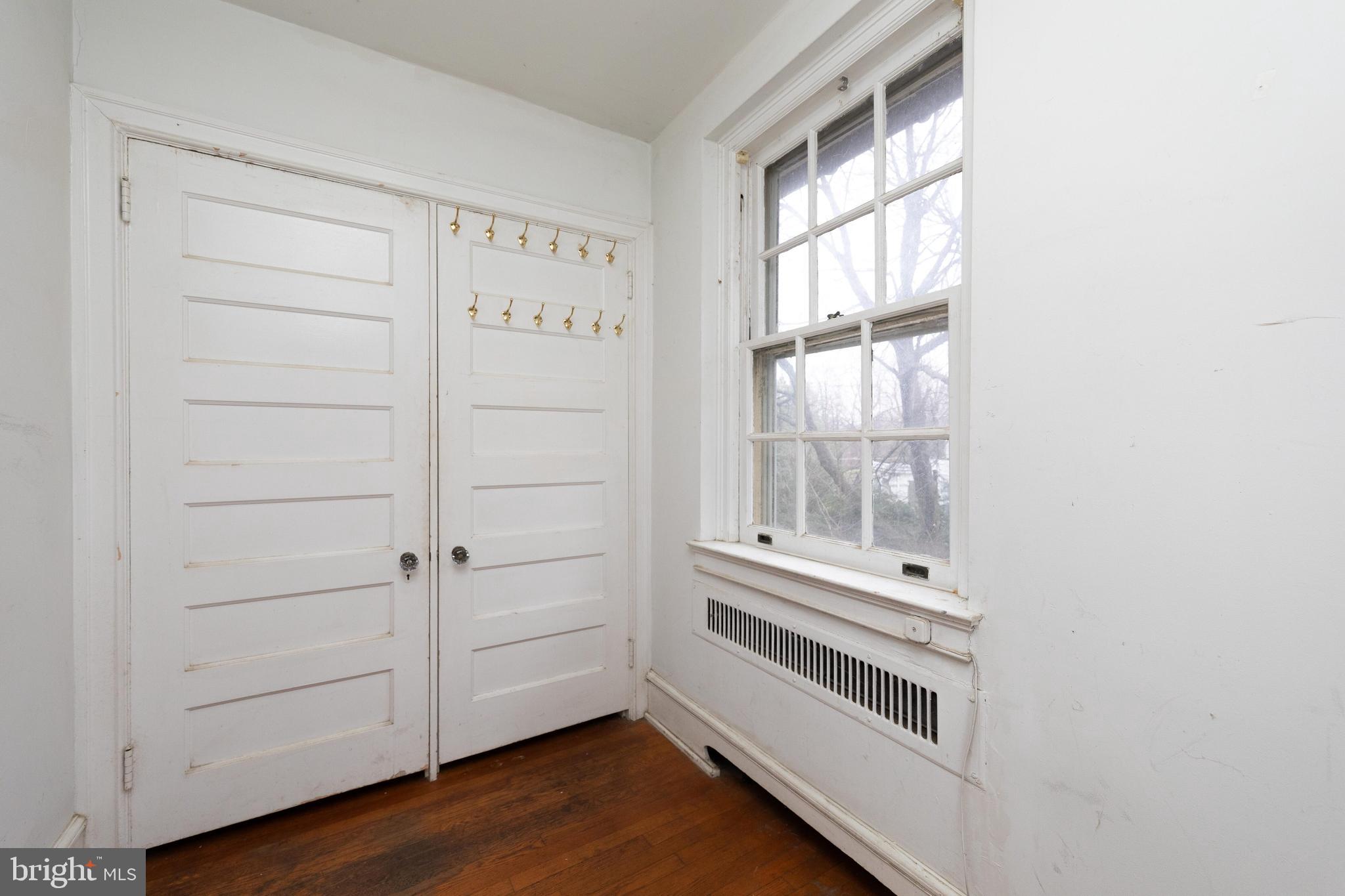 221 Pelham Rd