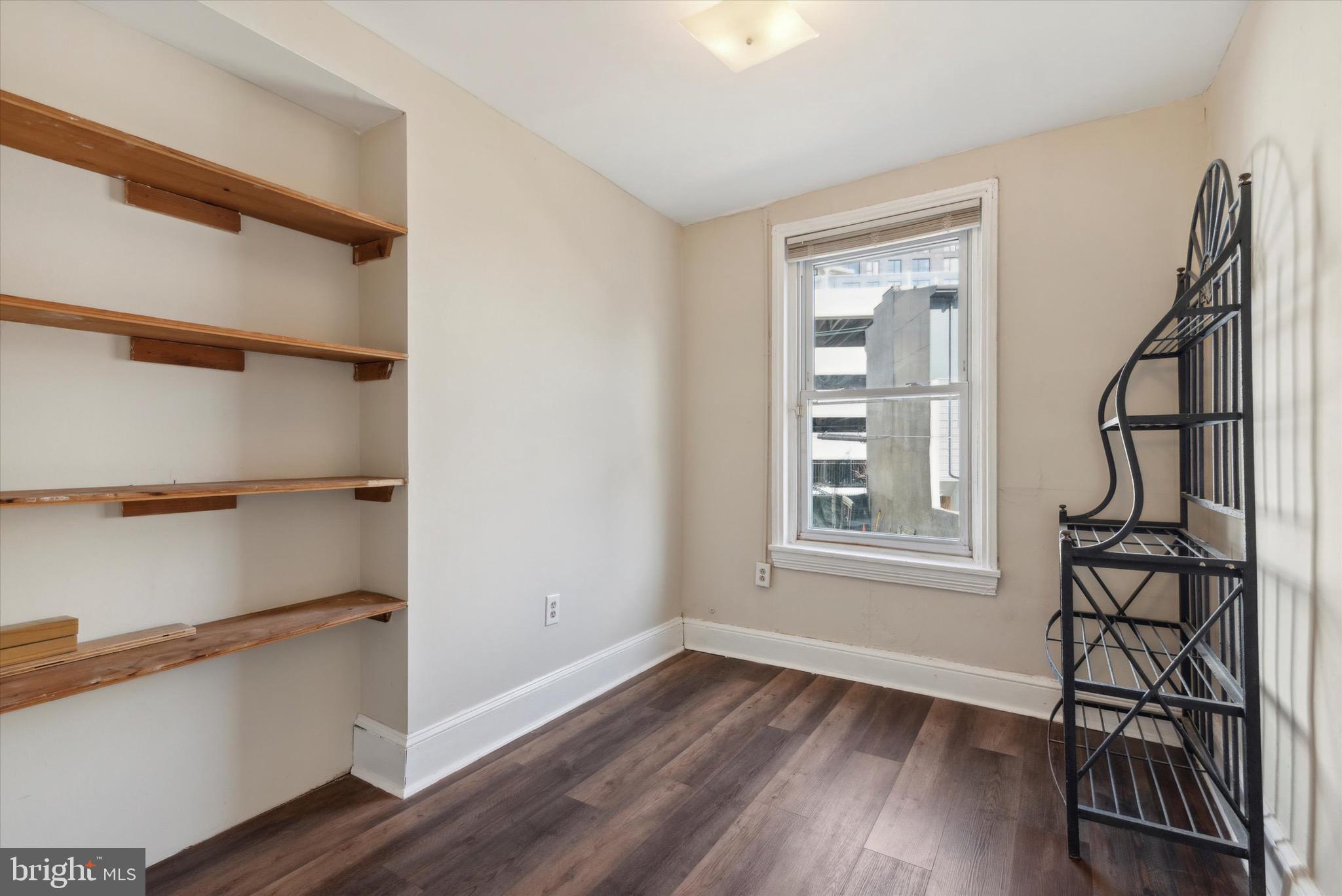 117 W Allen St