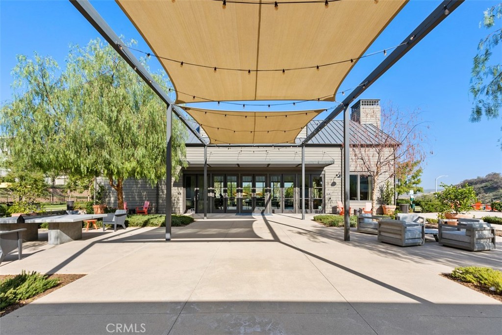 4233 Powell Way Unit: 101