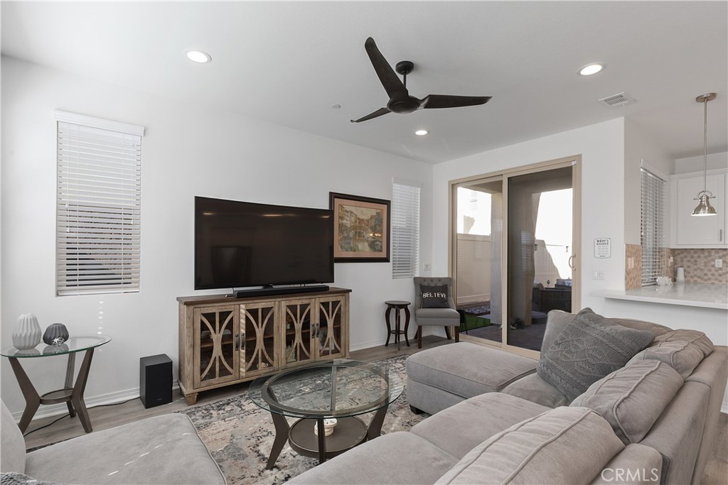 4233 Powell Way Unit: 101