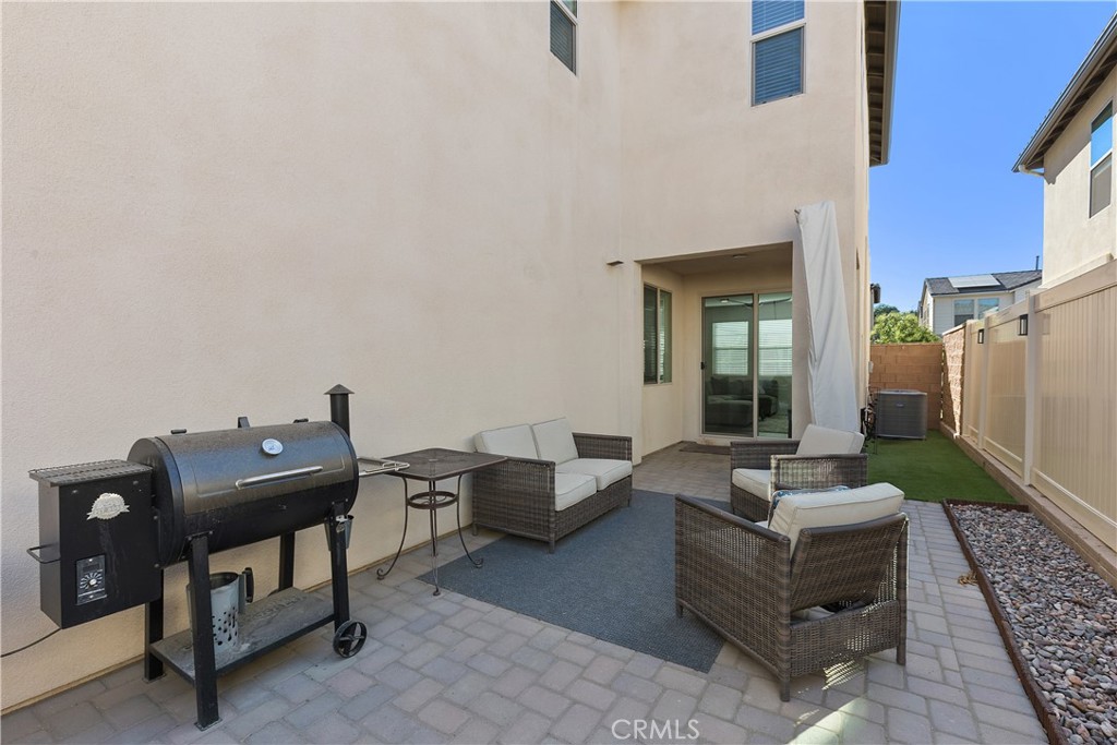 4233 Powell Way Unit: 101
