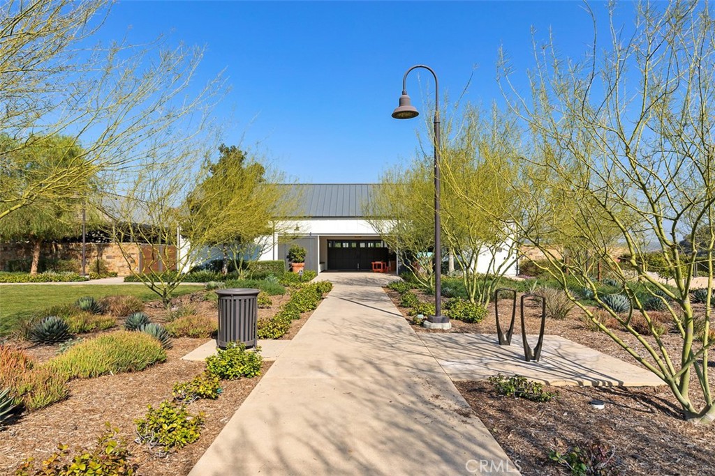 4233 Powell Way Unit: 101