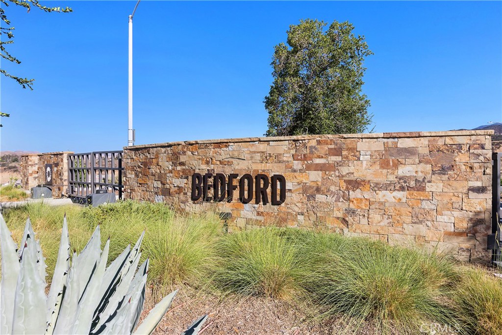 4233 Powell Way Unit: 101