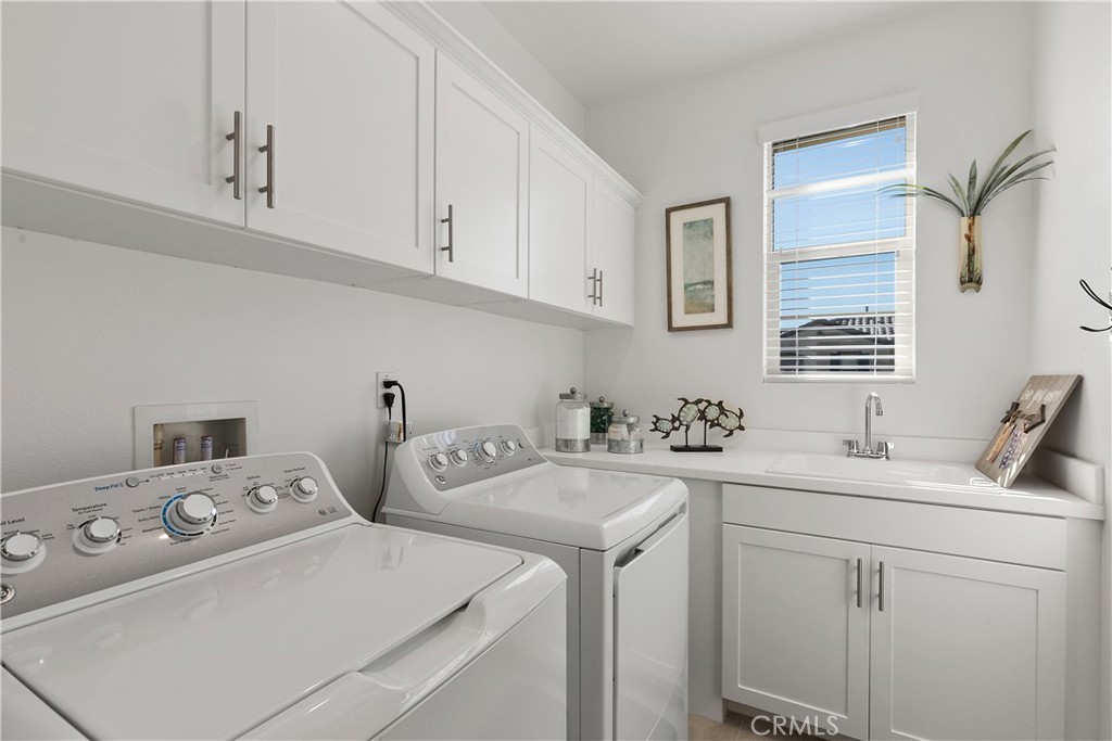 4233 Powell Way Unit: 101