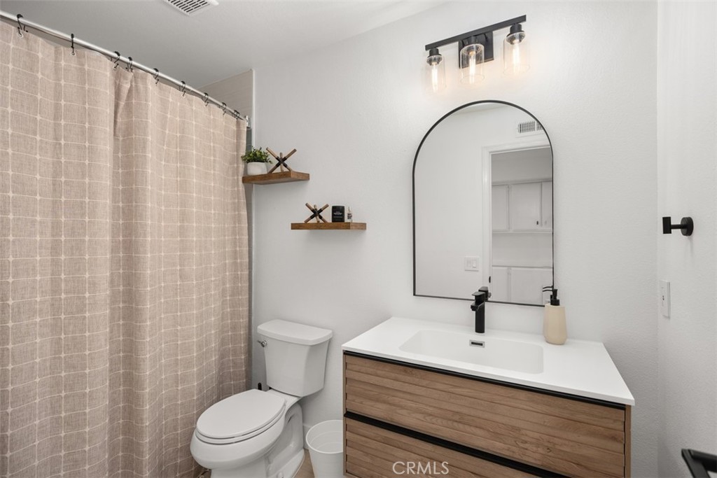 20092 Bayfront Lane 206