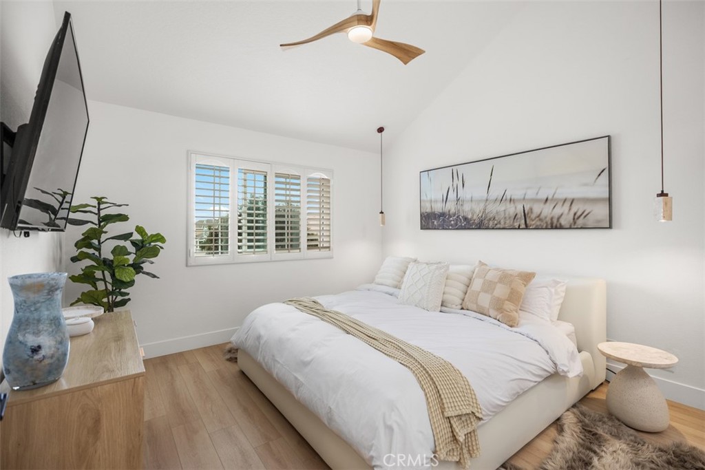 20092 Bayfront Lane 206