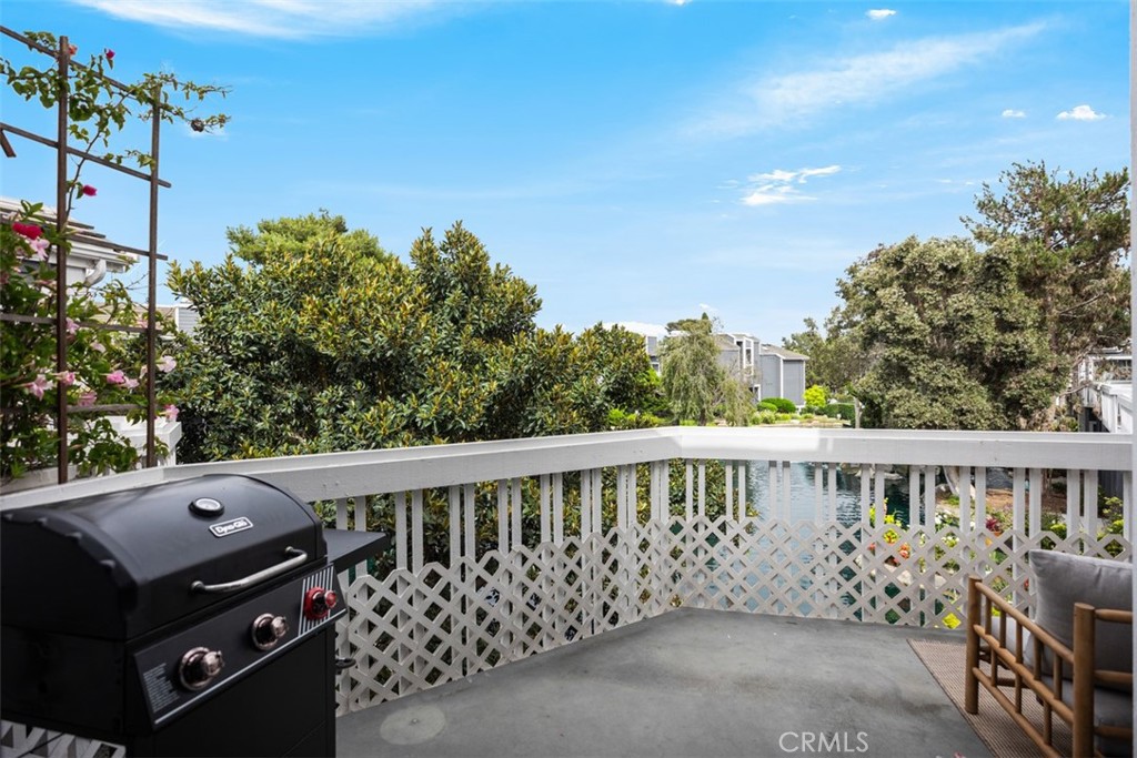 20092 Bayfront Lane 206