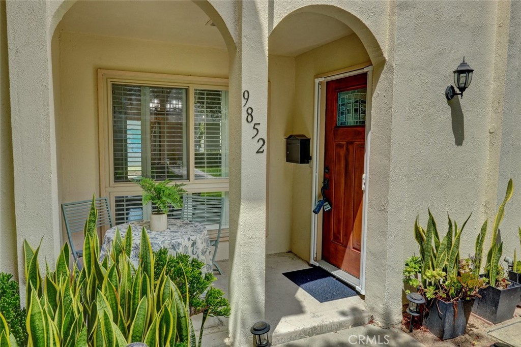 9852 Coral Cove Circle