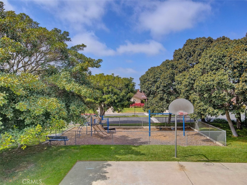 9852 Coral Cove Circle