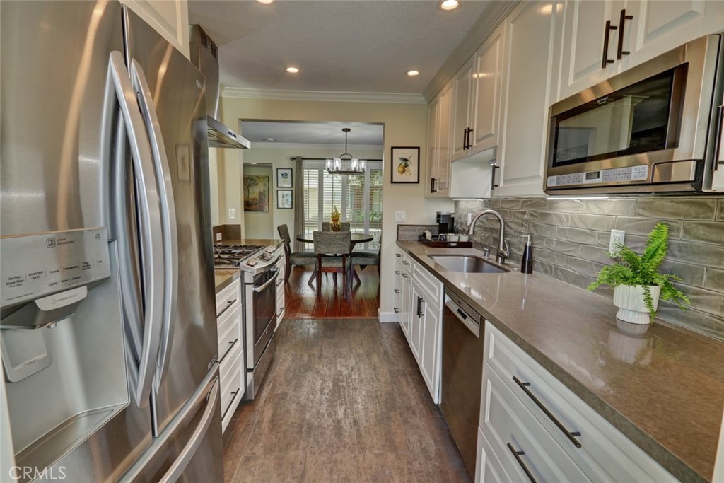 9852 Coral Cove Circle