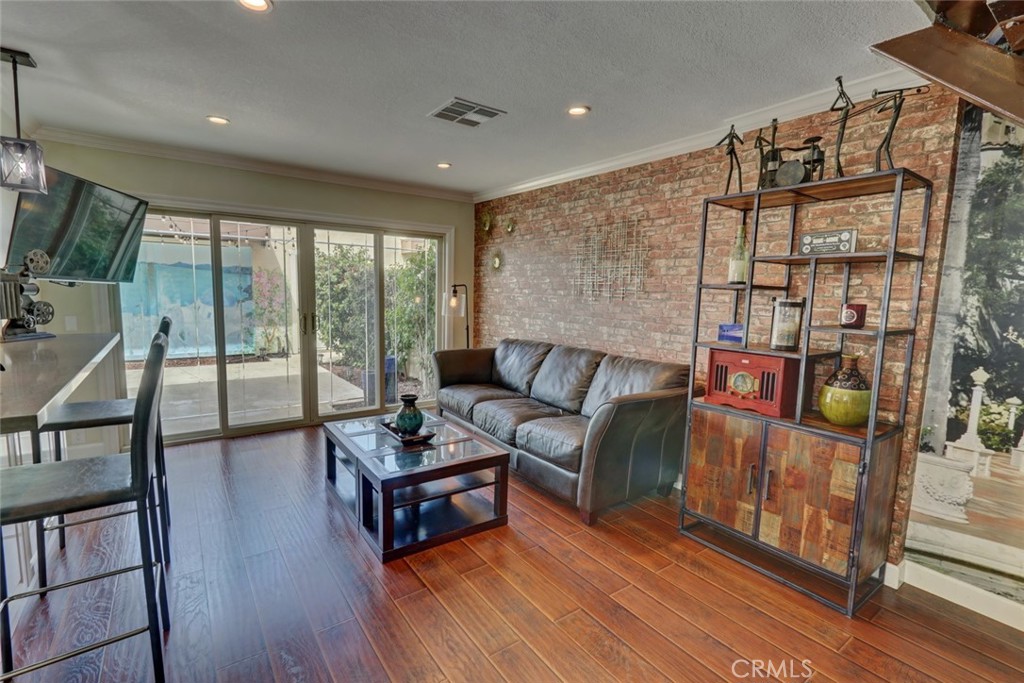 9852 Coral Cove Circle