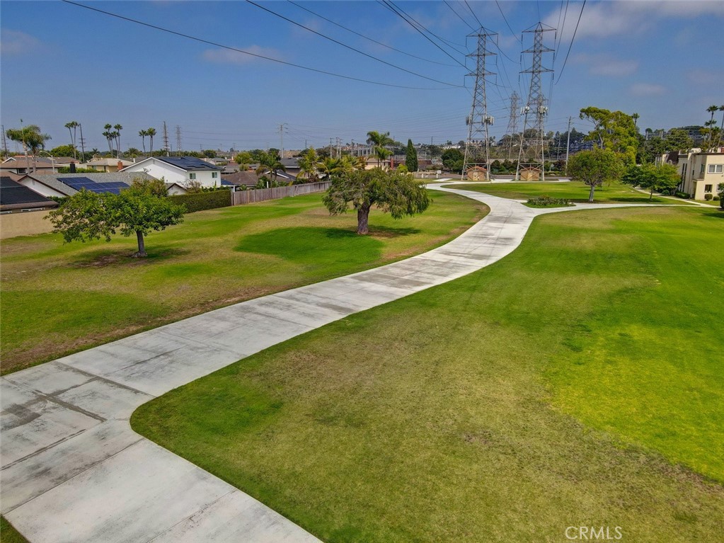 9852 Coral Cove Circle