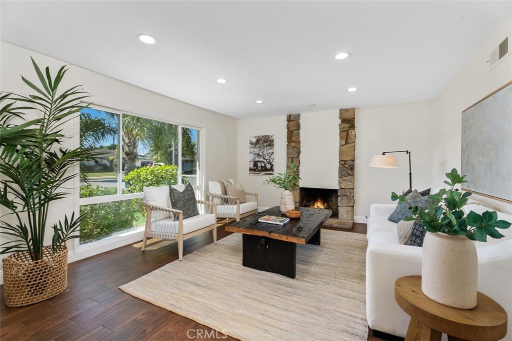 22042 Surfrider Lane