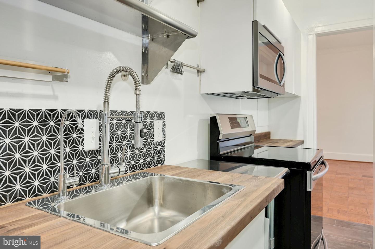 1901 WYOMING AVENUE NW Unit: 57