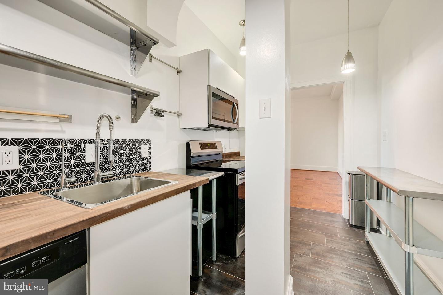 1901 WYOMING AVENUE NW Unit: 57