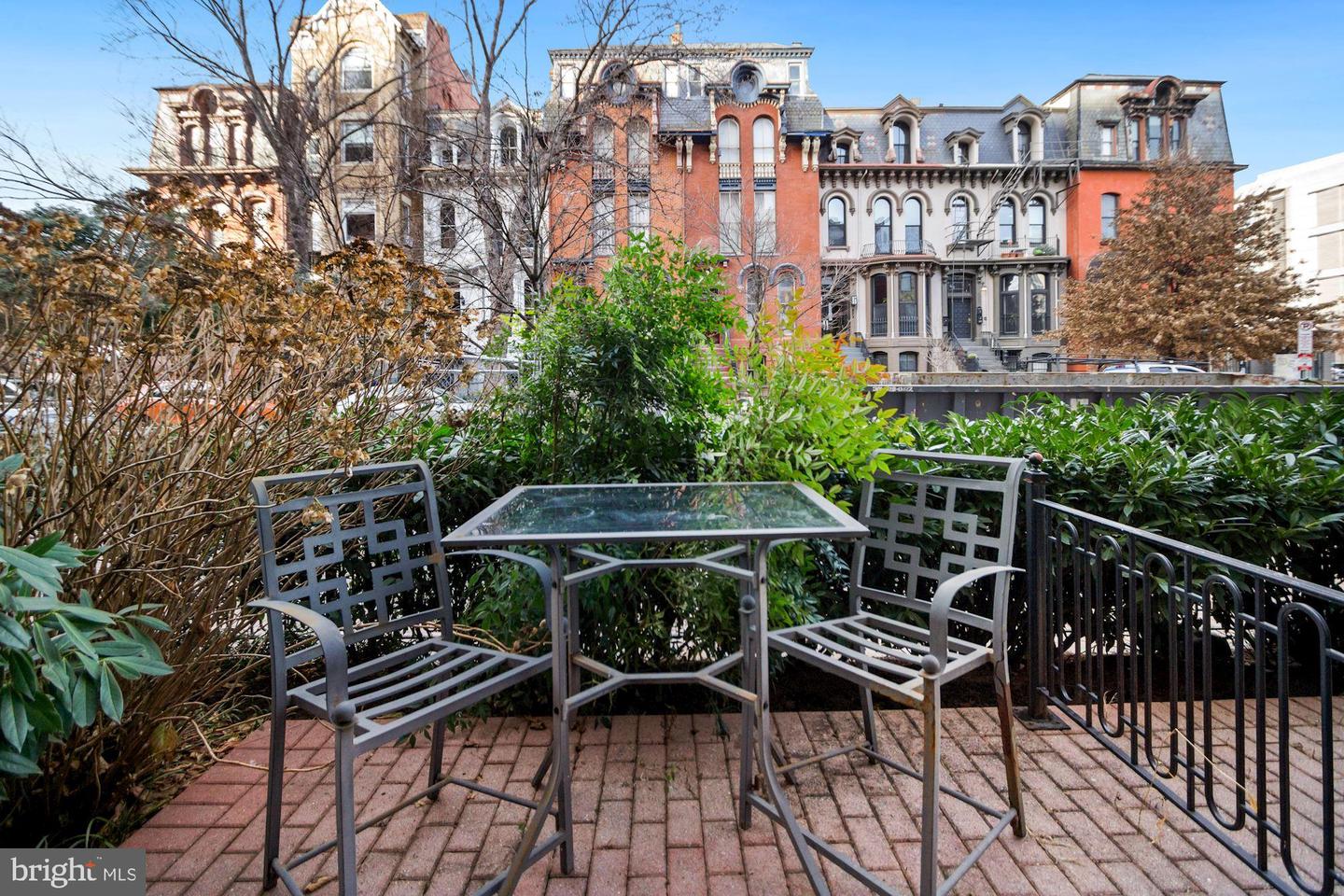 910 M STREET NW Unit: 120